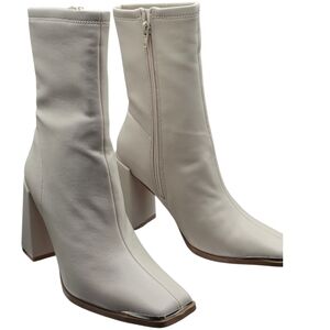 Chinese Laundry Marvin Cream Stretch Square Toe Block Heel Boot Size 7 NIB